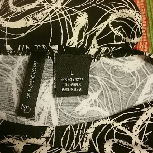 Gorgeous top by New directions- Open Arms!… - Picture 3 of 3